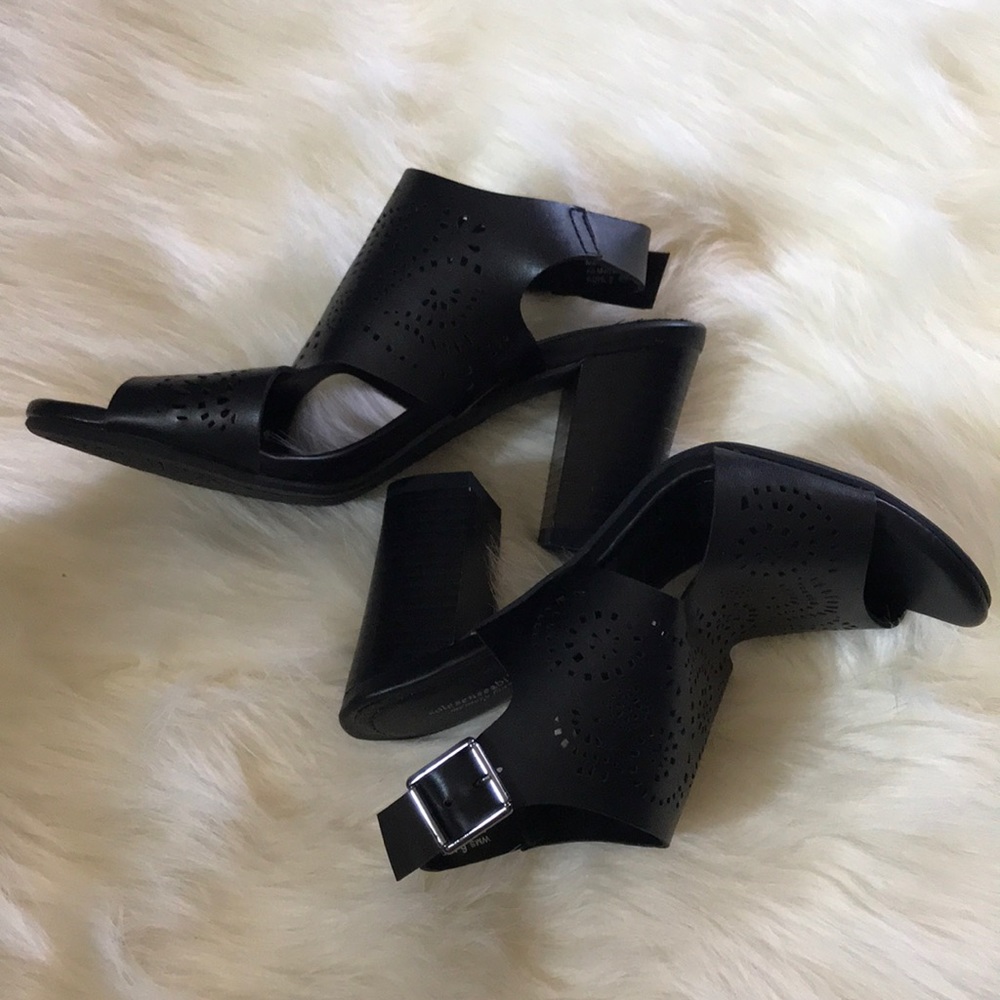 Solesenseability Black Block heel sandals